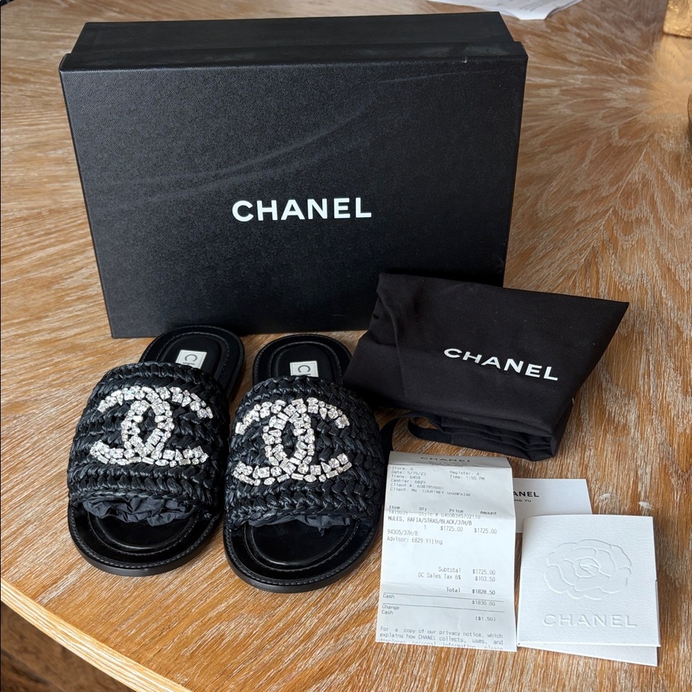 AUTHENTIC NWT CHANEL Black Woven Sandals with Silver Accents